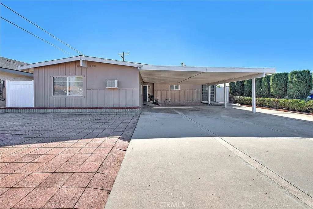 1435 1435 W Rosewood Ct, Ontario, California 91762 home-pic-4